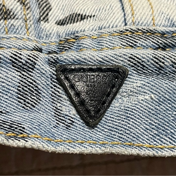Guess Men's Graffiti Oversized Jean Jacket Size Small - Picture 6 of 14